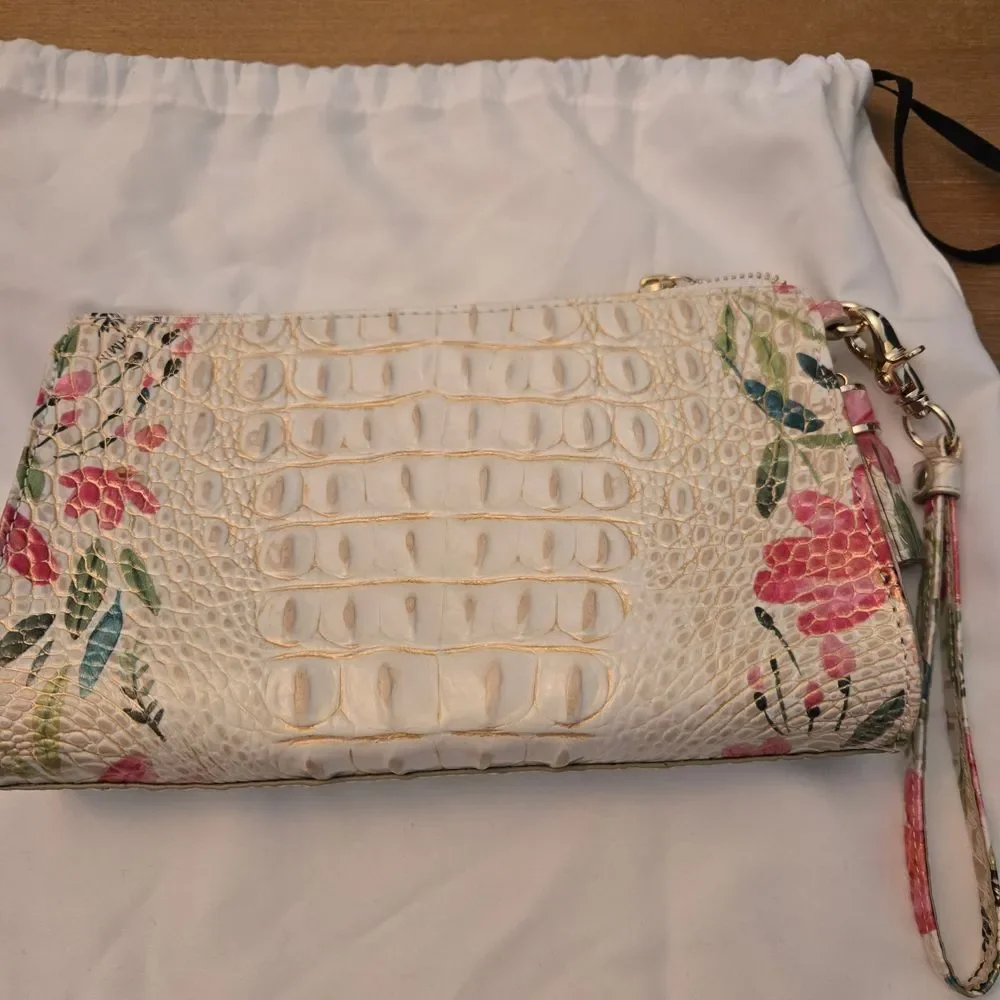 Brahmin White Daisy Melbourne Floral Crocodile Embossed Leather Clutch Wristlet